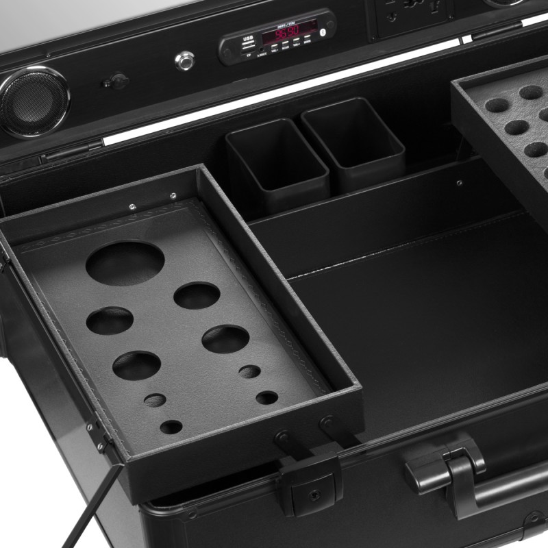 Tragbarer Workstation-Kofferraum mit schwarzen Lautsprechern