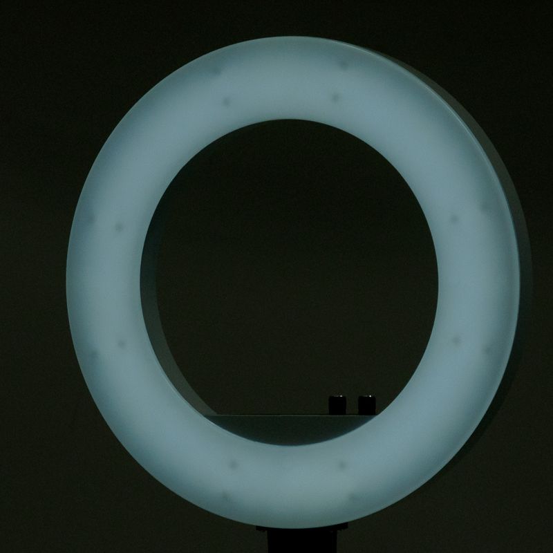 Ringlicht 18' 48W weiße LED-Ringlampe + Stativ
